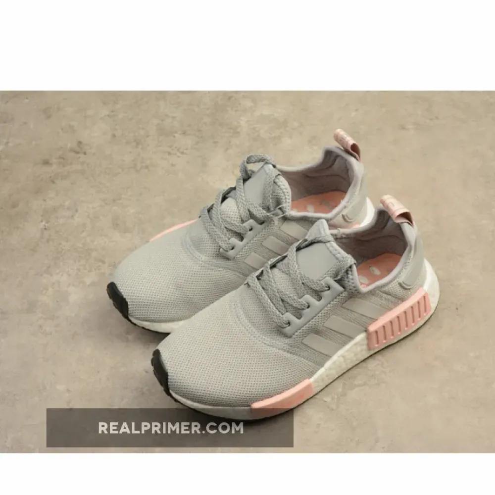 NMD R1 BOOST WMNS LIGHT ONIX PINK/WHITE/GREY BY3058