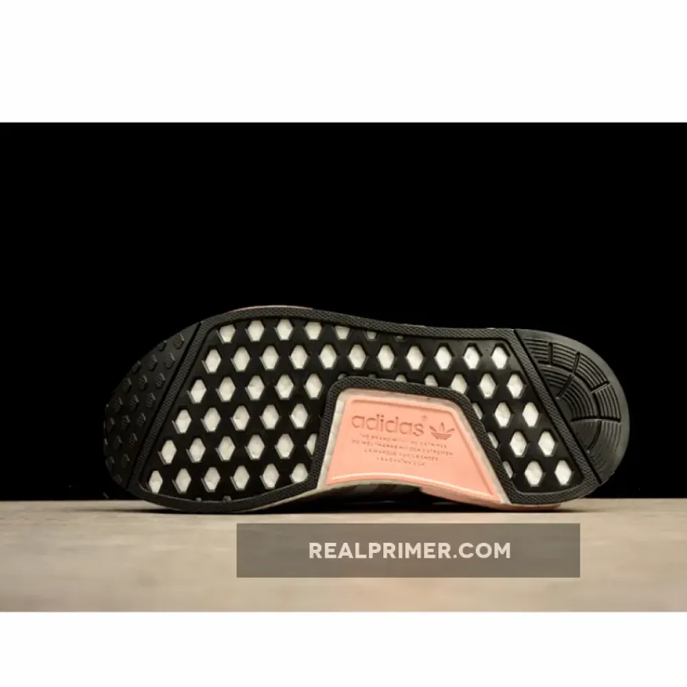 NMD R1 BOOST WMNS LIGHT ONIX PINK/WHITE/GREY BY3058