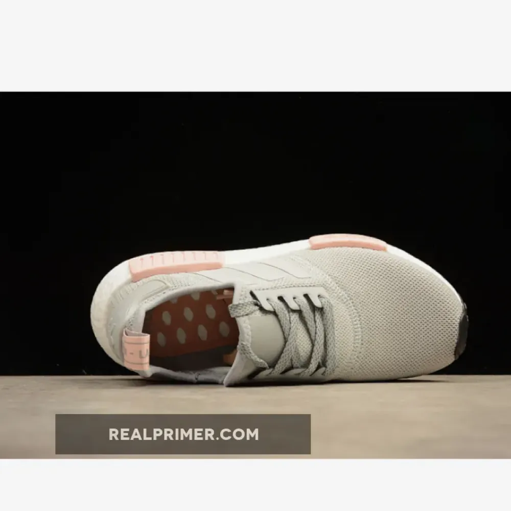 NMD R1 BOOST WMNS LIGHT ONIX PINK/WHITE/GREY BY3058
