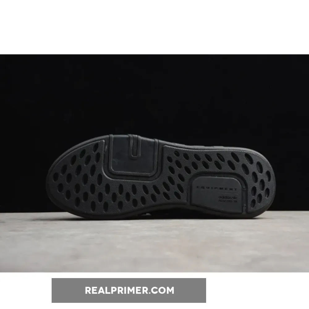 EQUIPMENT EQT BASKETBALL ADV TRIPLE BLACK DA9537