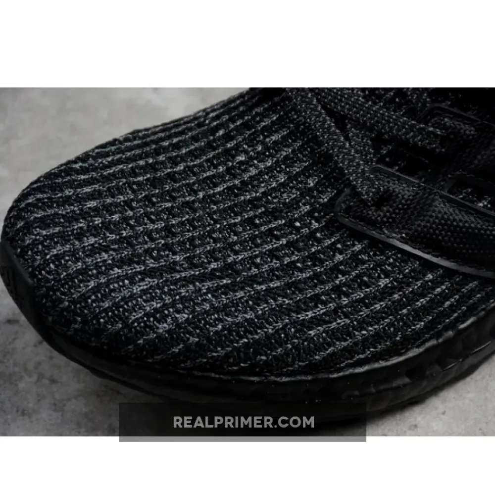 ULTRABOOST 4.0 TRIPLE BLACK BB6171