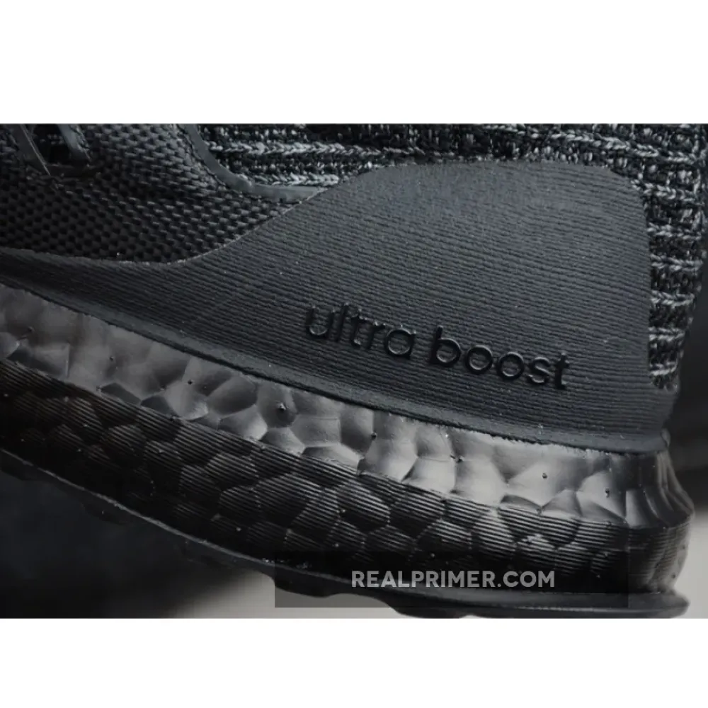 ULTRABOOST 4.0 TRIPLE BLACK BB6171