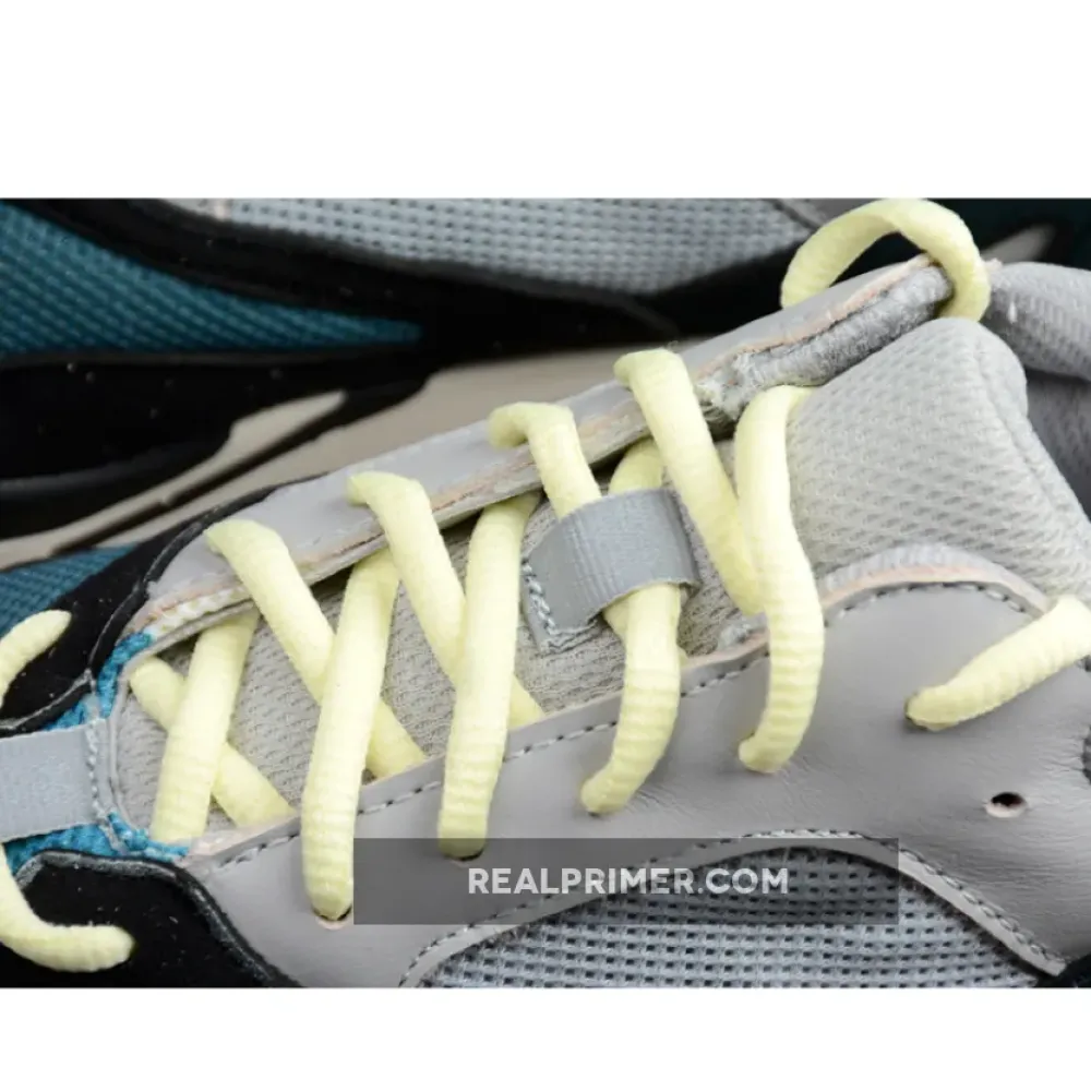 YEEZY WAVE RUNNER BOOST OG 700 SOLID GREY B75571