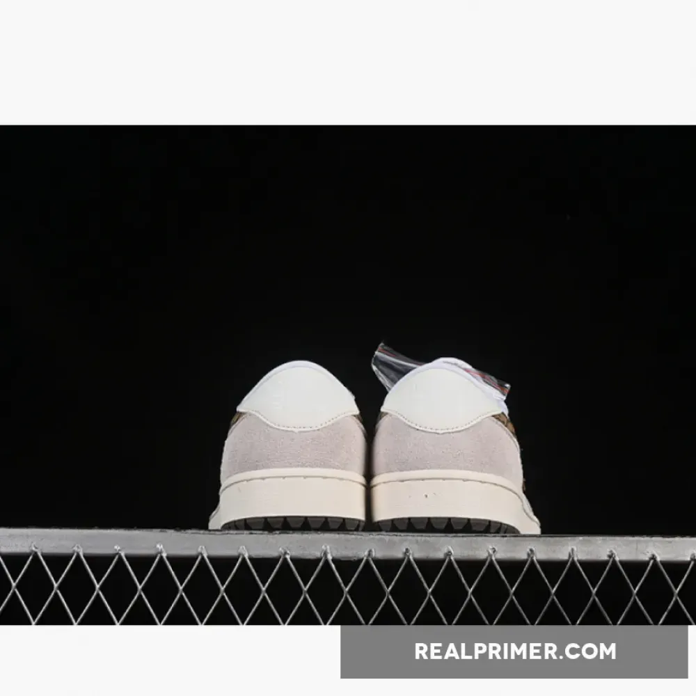 AIR JORDAN 1 LOW GOLF WHITE/GREY/GOLD DD9315-116