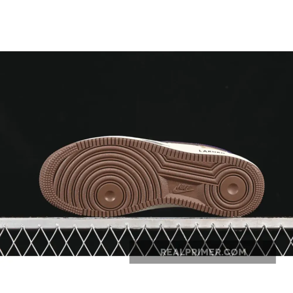 AIR FORCE 1 07 LOW WHITE/BROWN/PURPLE LJ8822-101