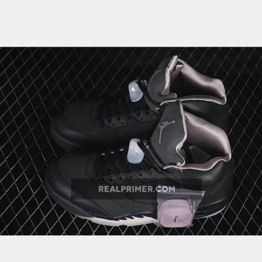 JORDAN 5 RETRO OFF NOIR/PARTICLE ROSE/ANTHRACITE/PEARL PINK/SAIL HQ3004-001