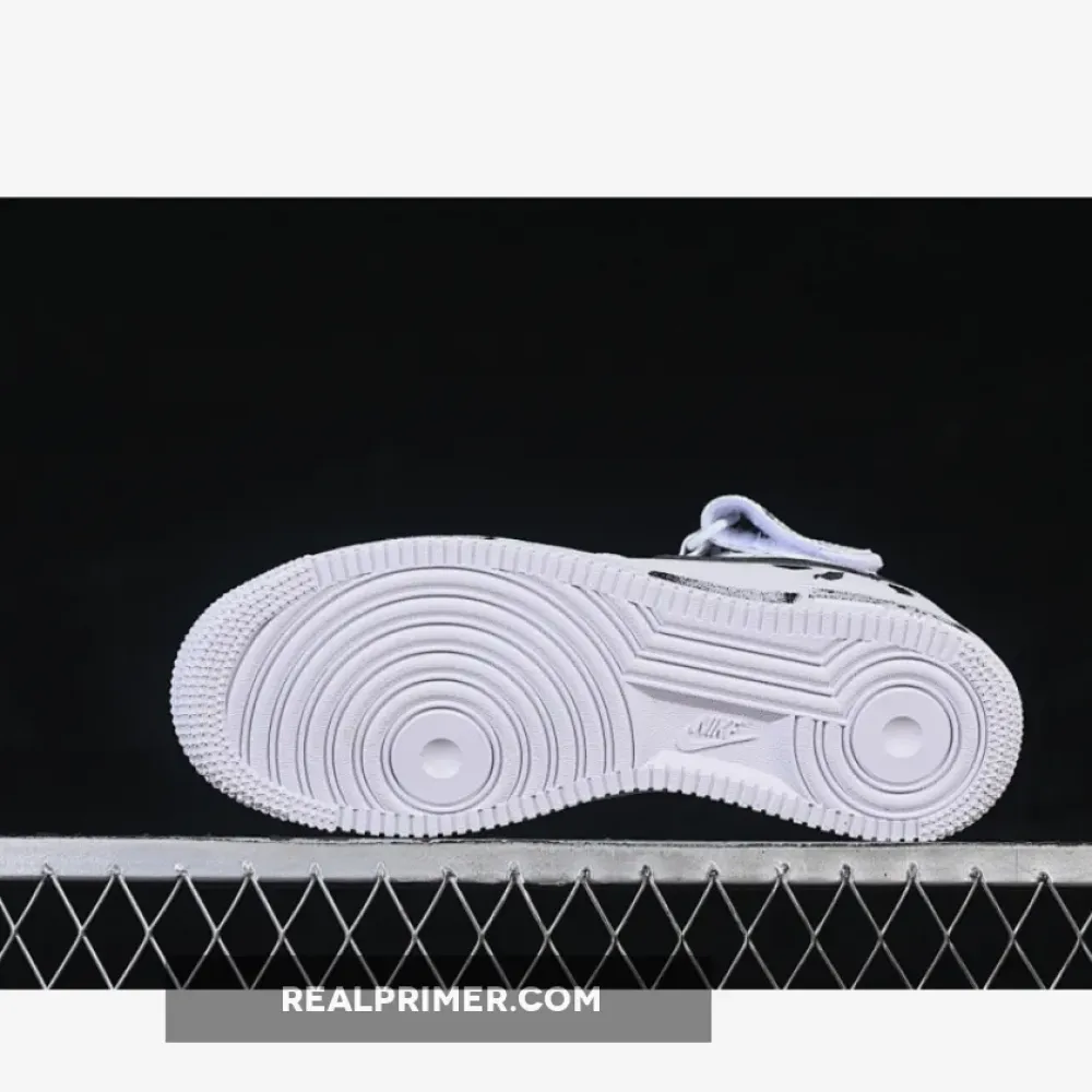 AIR FORCE 1 07 LOW CASUAL SHOES BLACK/WHITE ZH0316-144