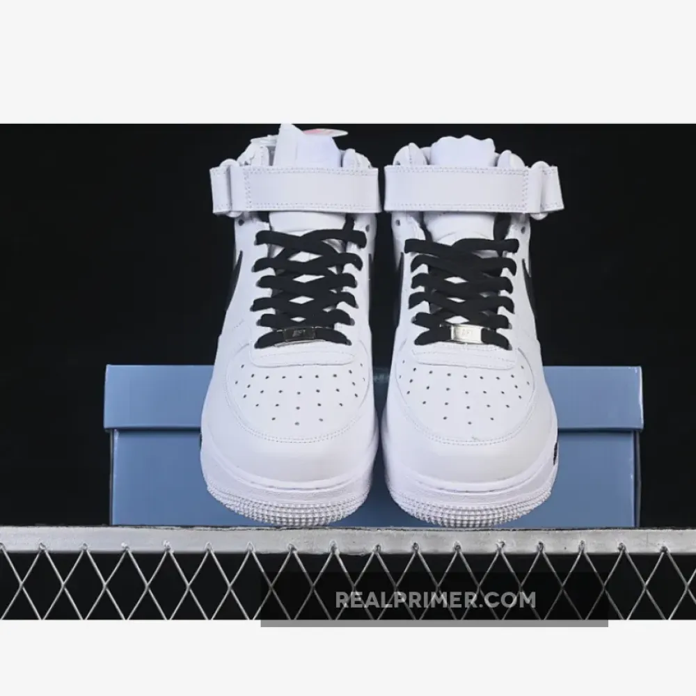 AIR FORCE 1 07 LOW CASUAL SHOES BLACK/WHITE ZH0316-144