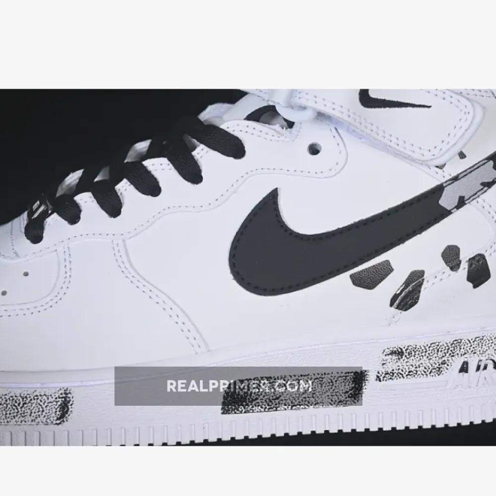 AIR FORCE 1 07 LOW CASUAL SHOES BLACK/WHITE ZH0316-144