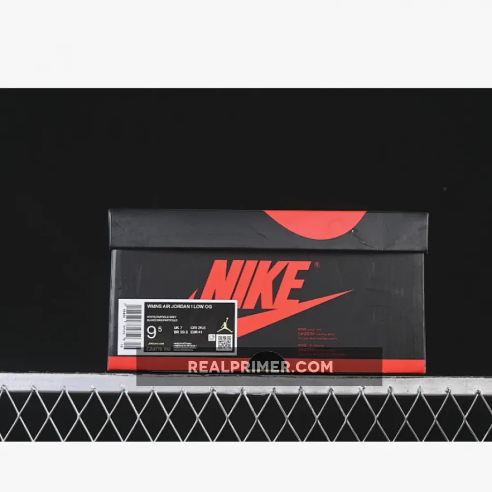 JORDAN 1 LOW OG WHITE/WHITE-NEUTRAL GREY CZ0775-100