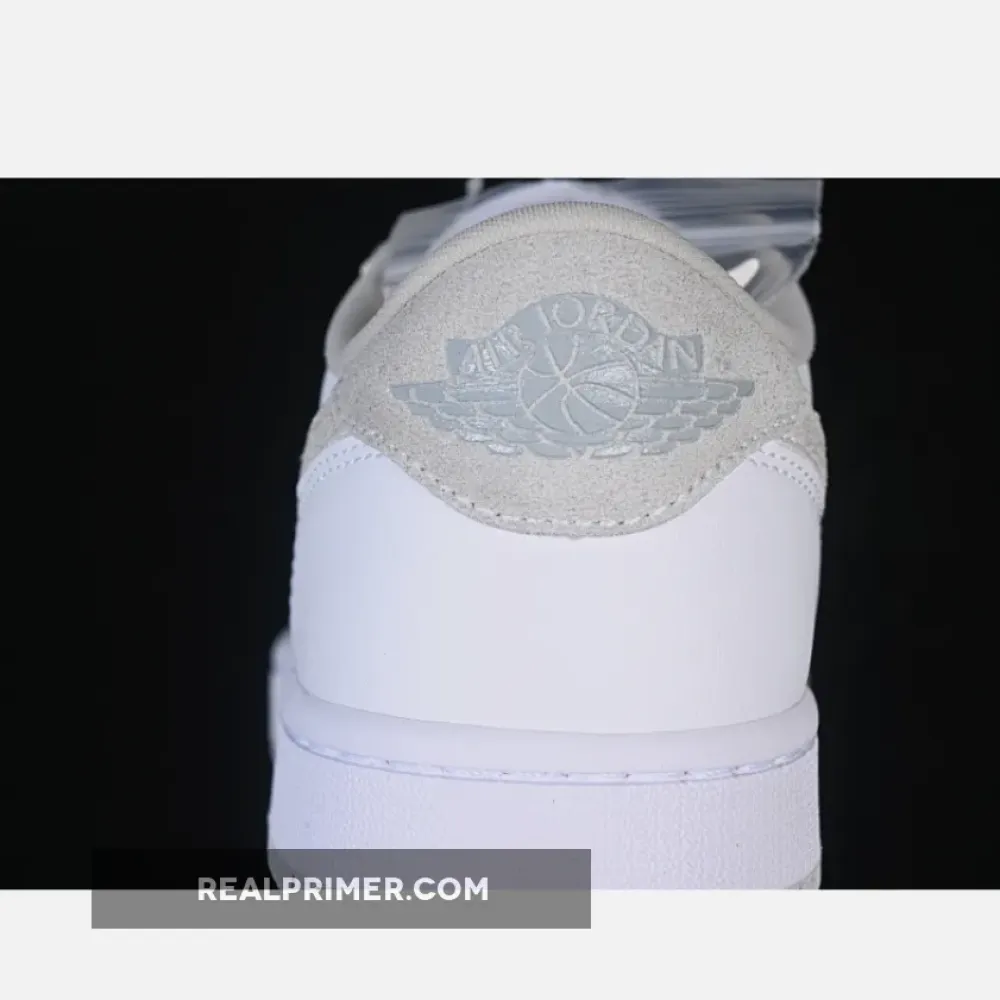 JORDAN 1 LOW OG WHITE/WHITE-NEUTRAL GREY CZ0775-100