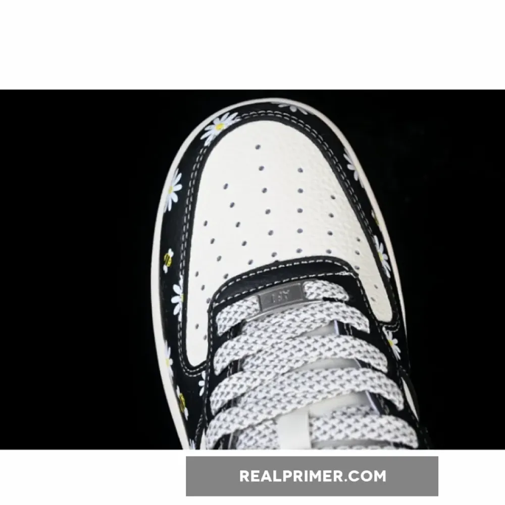 AIR FORCE 1 07 LOW CASUAL SNEAKERS BLACK/WHITE JP8028-004