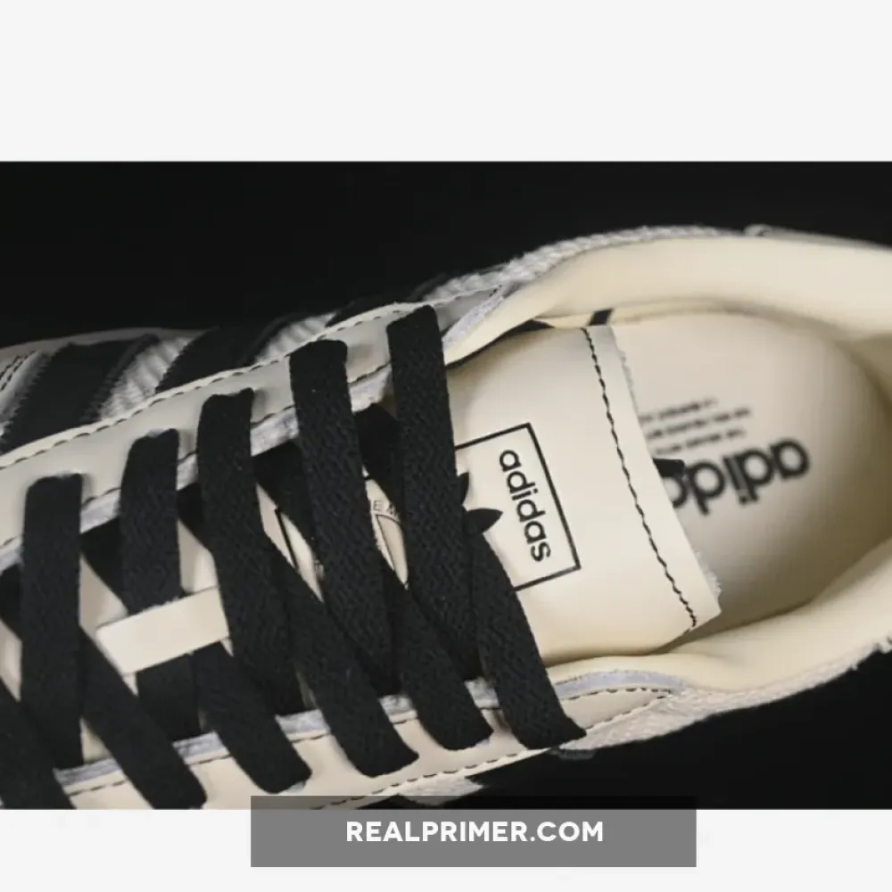 GAZELLE INDOOR SHOES CREAM WHITE / CORE BLACK /BEIGE JQ7083