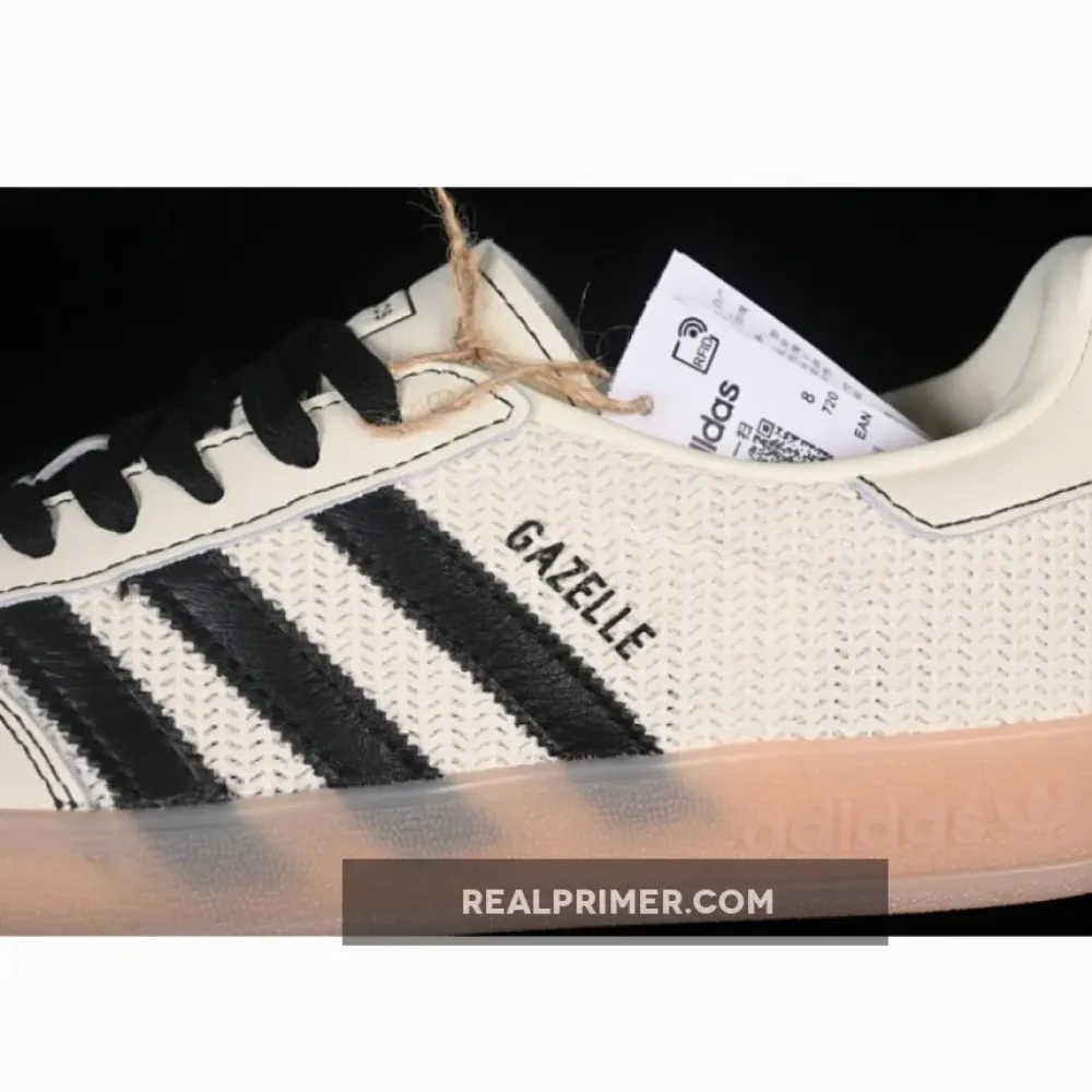 GAZELLE INDOOR SHOES CREAM WHITE / CORE BLACK /BEIGE JQ7083