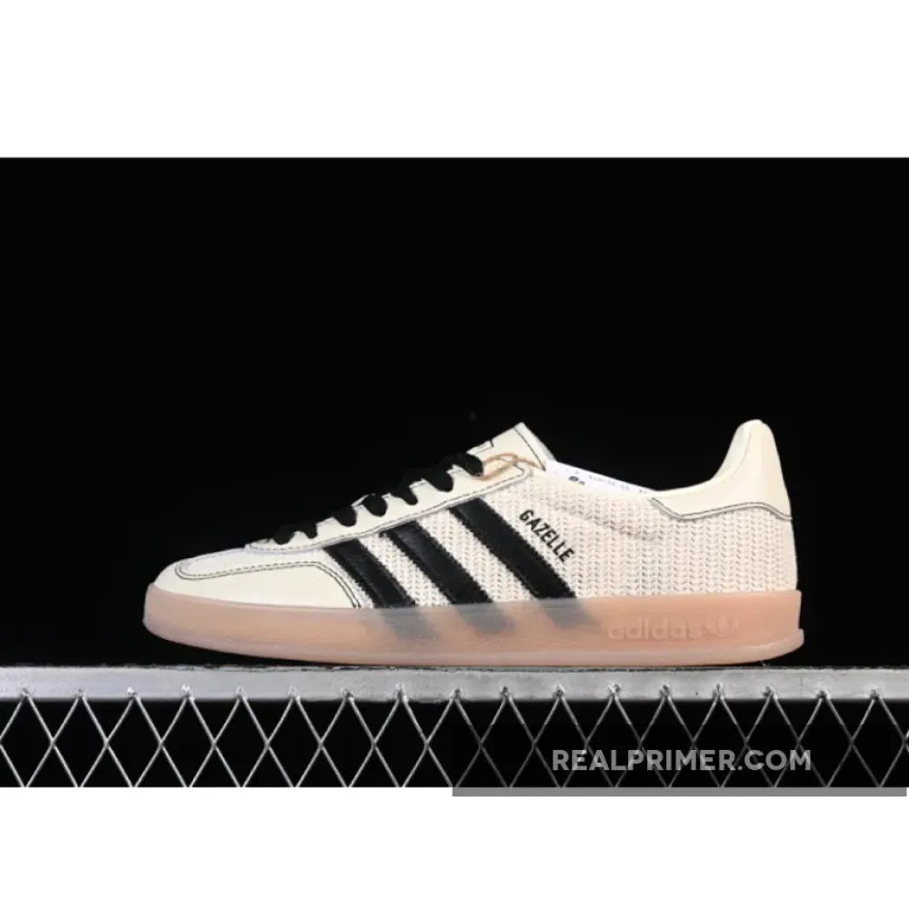 GAZELLE INDOOR SHOES CREAM WHITE / CORE BLACK /BEIGE JQ7083