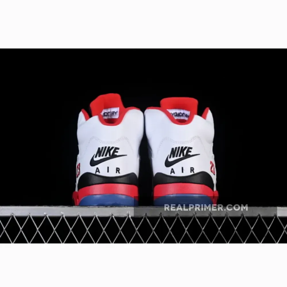 JORDAN 5 RETRO WHITE/FIRE RED/BLACK WOMAN:39