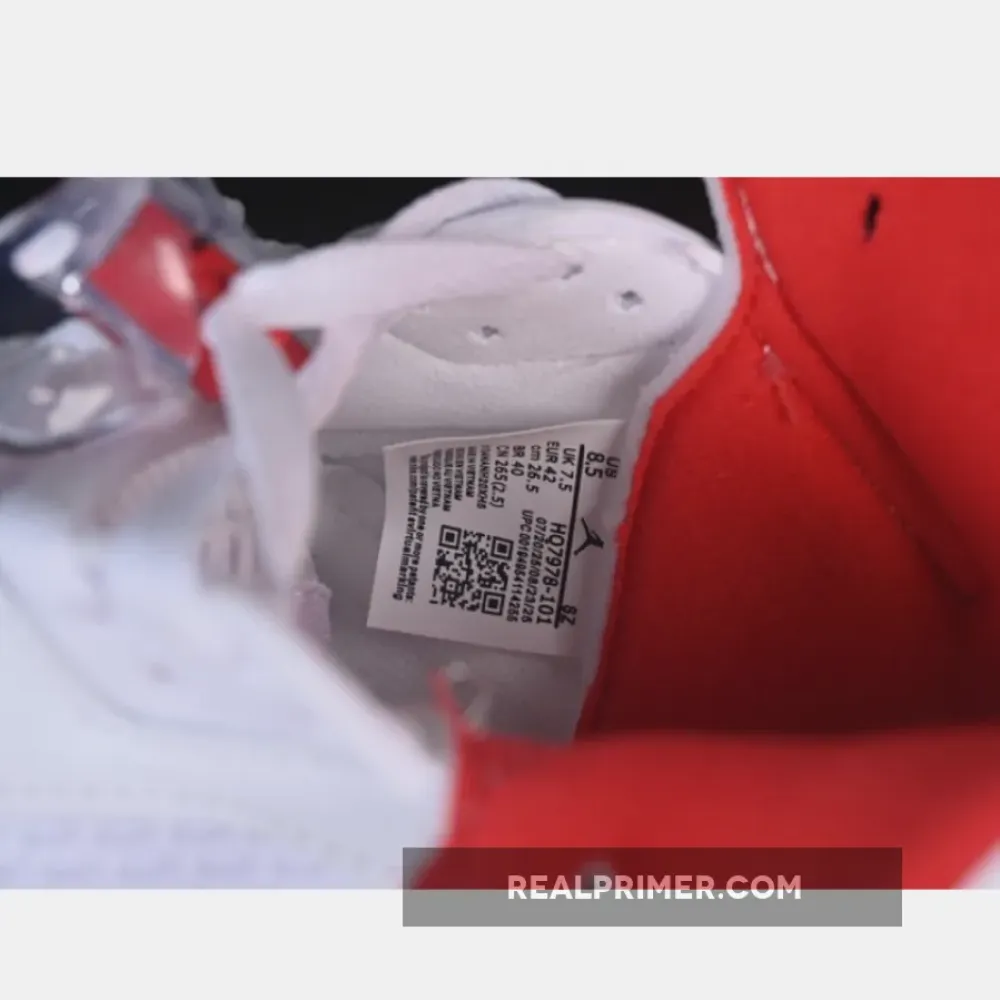 JORDAN 5 RETRO WHITE/FIRE RED/BLACK WOMAN:39