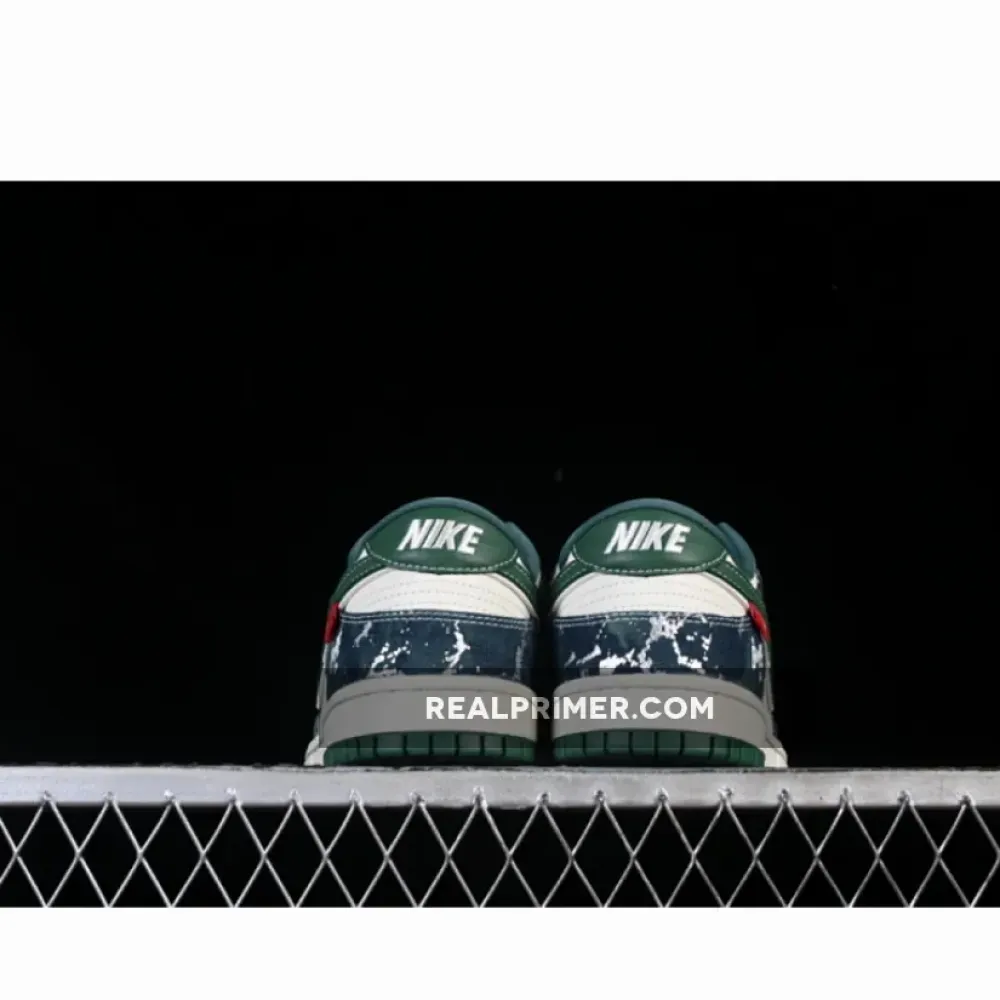 SB DUNK LOW BAPE WHITE/GREEN SC0601-465