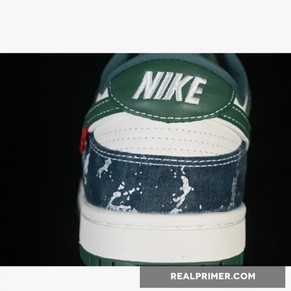 SB DUNK LOW BAPE WHITE/GREEN SC0601-465