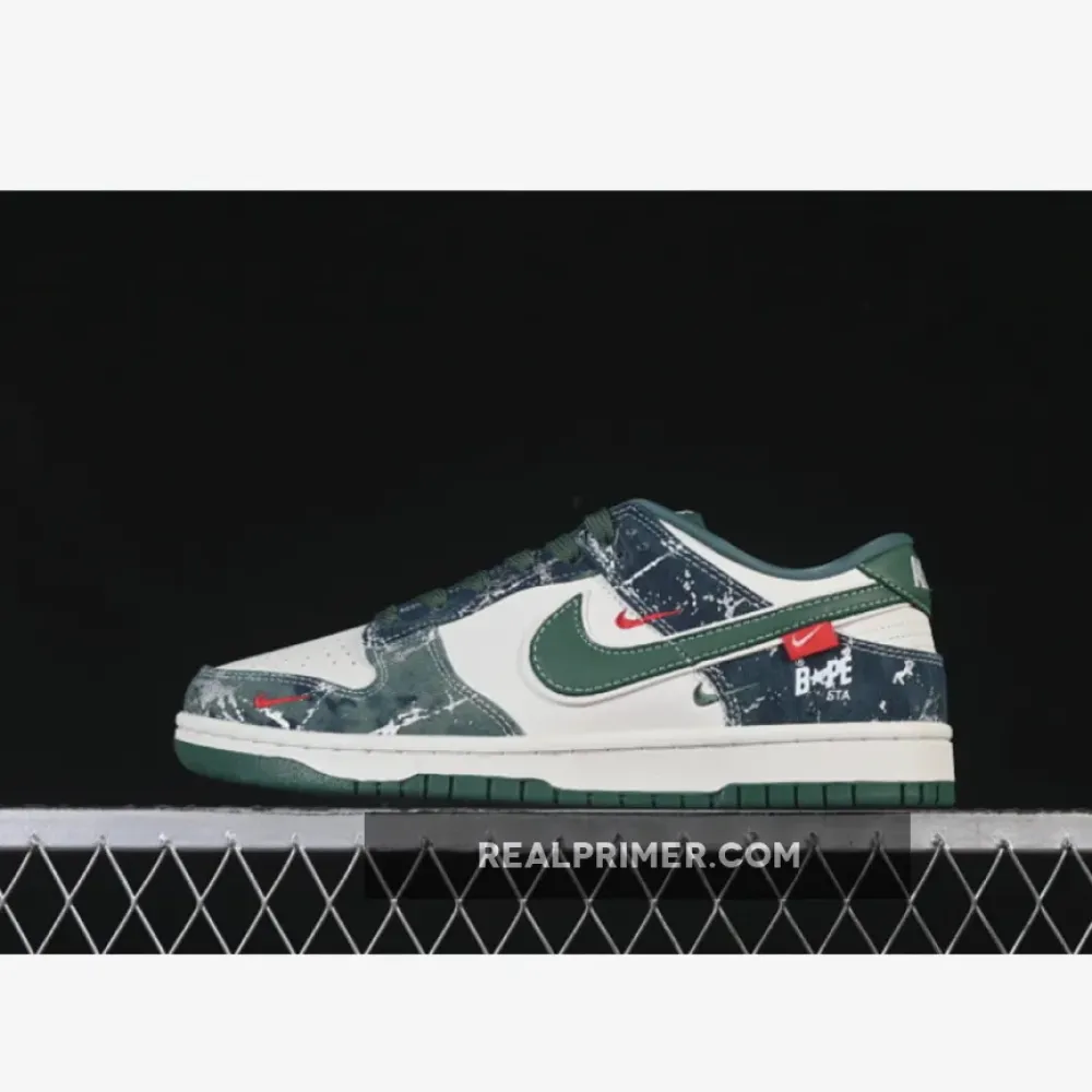 SB DUNK LOW BAPE WHITE/GREEN SC0601-465
