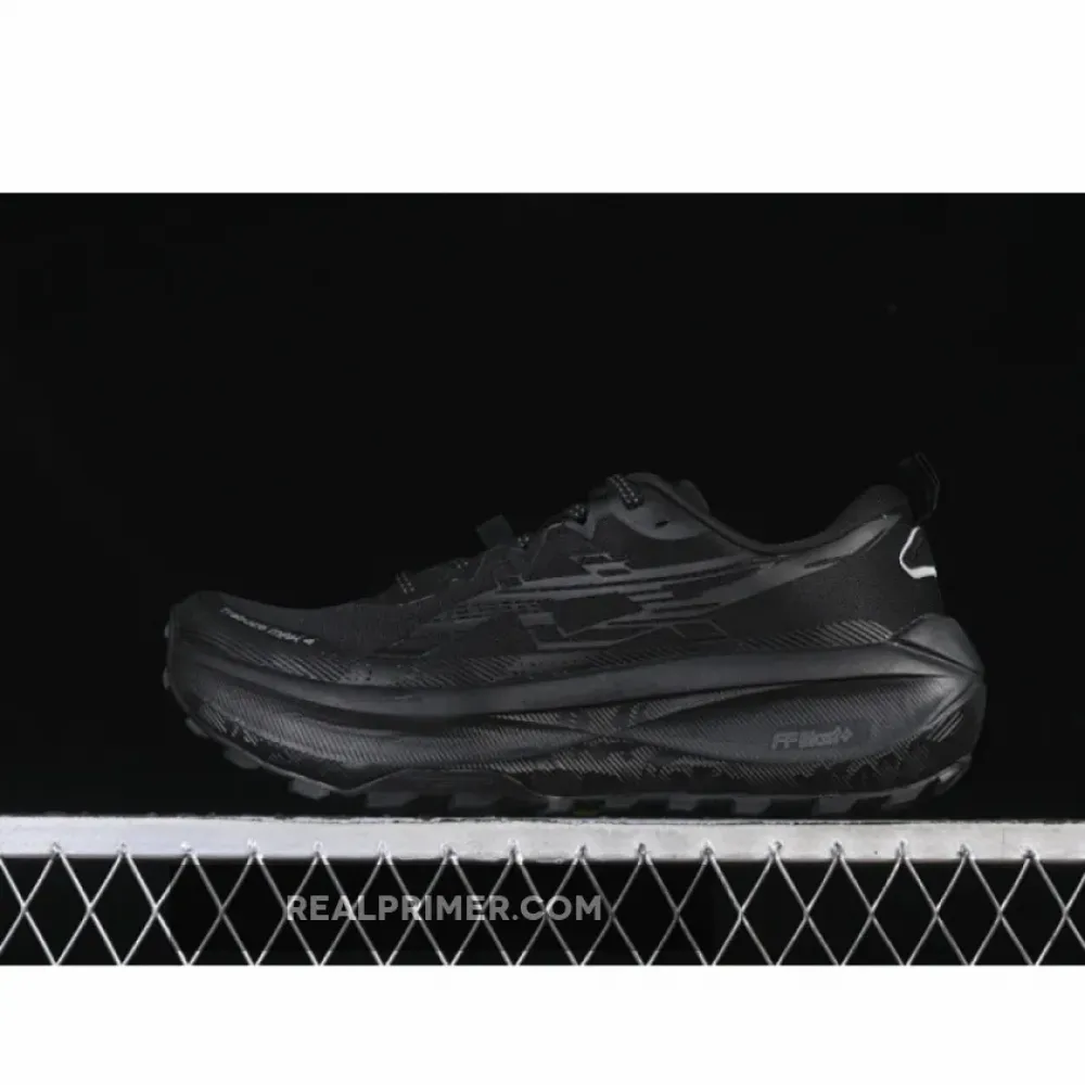 TRABUCO MAX 4 BLACK