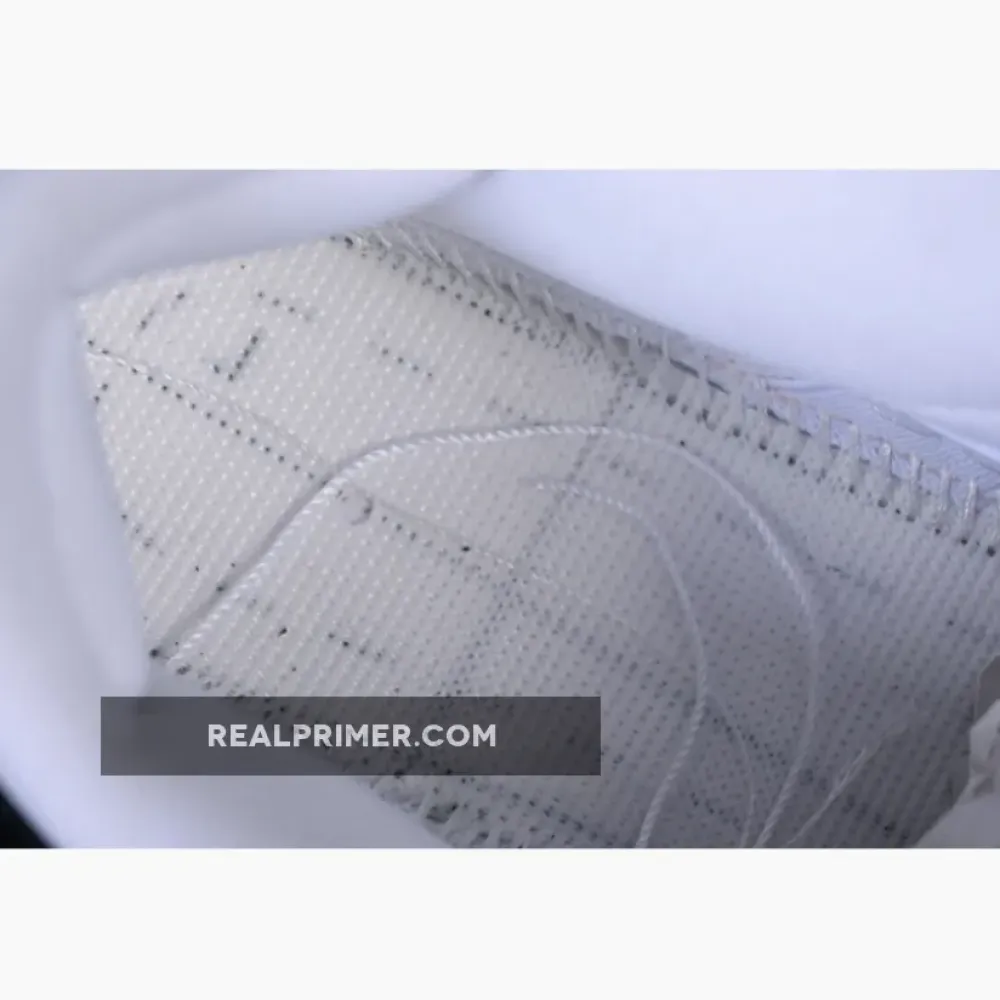 SB DUNK LOW WHITE/BLACK HF3704-100