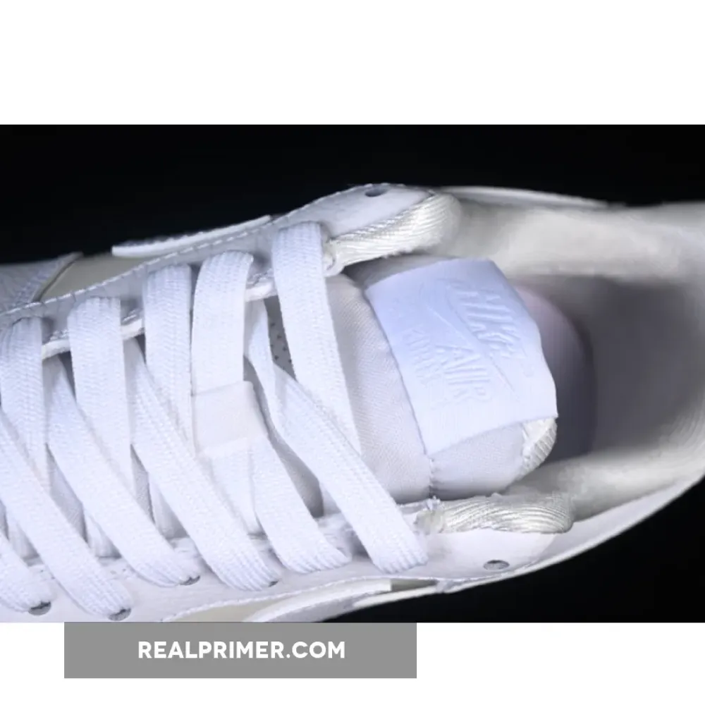 AIR FORCE 1 07 LOW WHITE/BEIGE IH3204-100